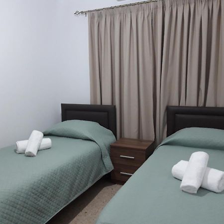 Costas Two-Bedroom Ground Floor Apartment パ フォス エクステリア 写真
