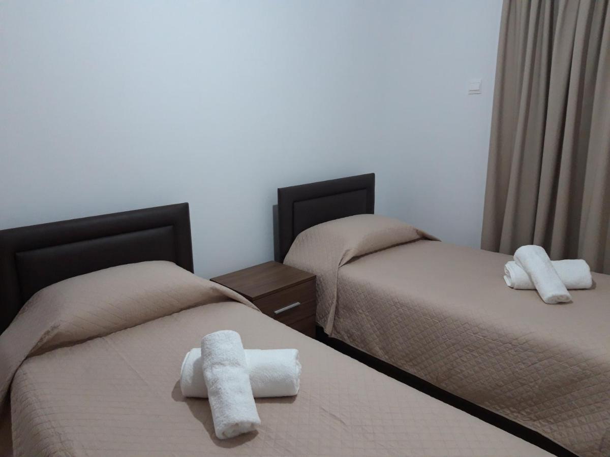 Costas Two-Bedroom Ground Floor Apartment パ フォス エクステリア 写真