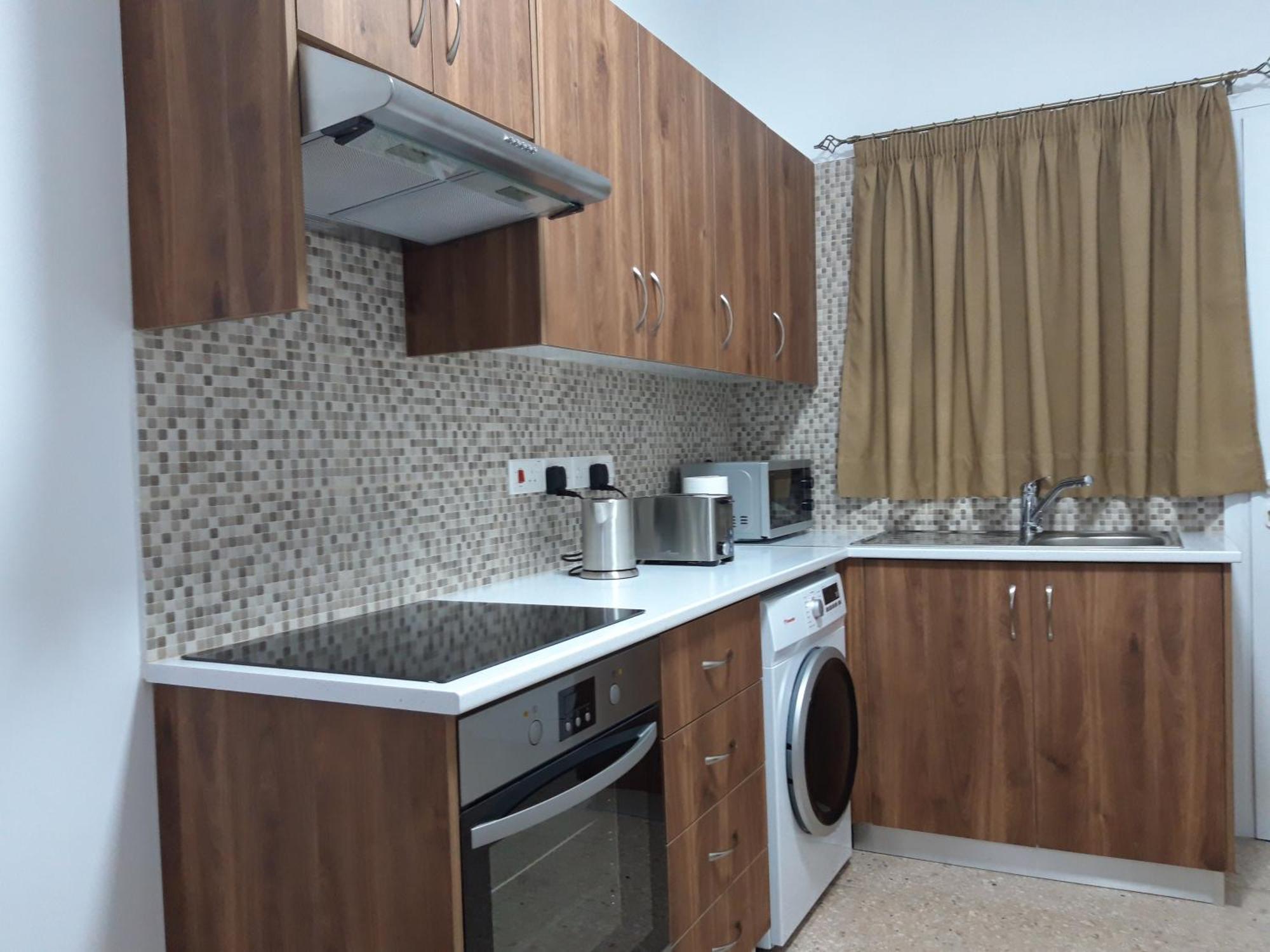 Costas Two-Bedroom Ground Floor Apartment パ フォス エクステリア 写真