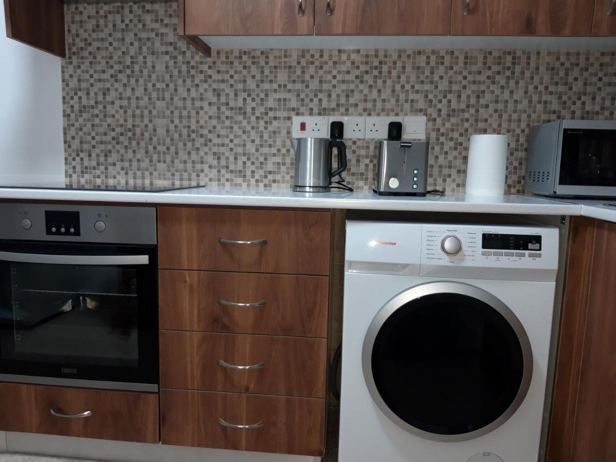 Costas Two-Bedroom Ground Floor Apartment パ フォス エクステリア 写真